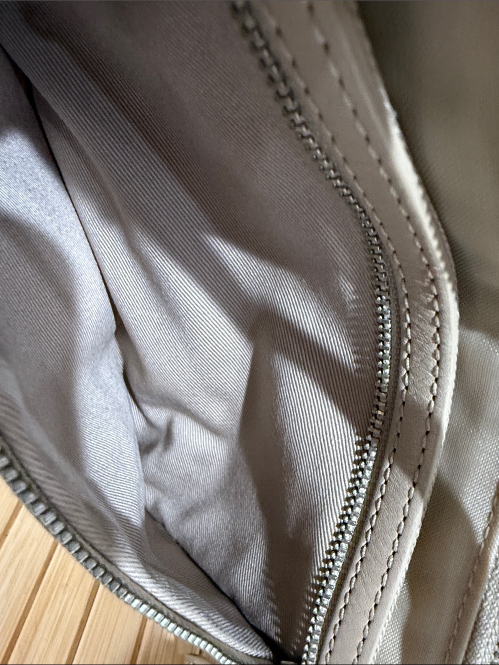 Banana Republic Hobo bag Tan Shoulder Bag with Front Zip Pocket - Picture 6 of 12